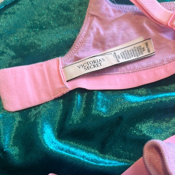 Victoria's Secret Pink Molded Cup Bra - Picture 6 of 6